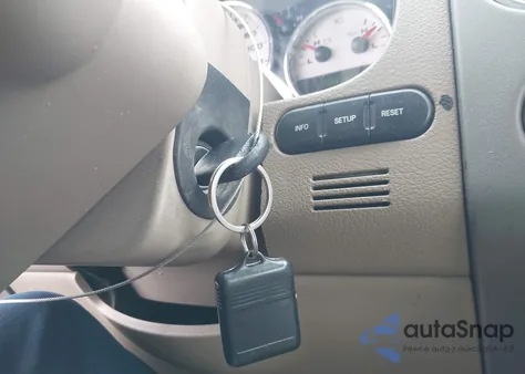 2004 Ford F-150 Fx4/Lariat/Xlt z USA, uszkodzony, nr VIN 1FTPW14584KC37533